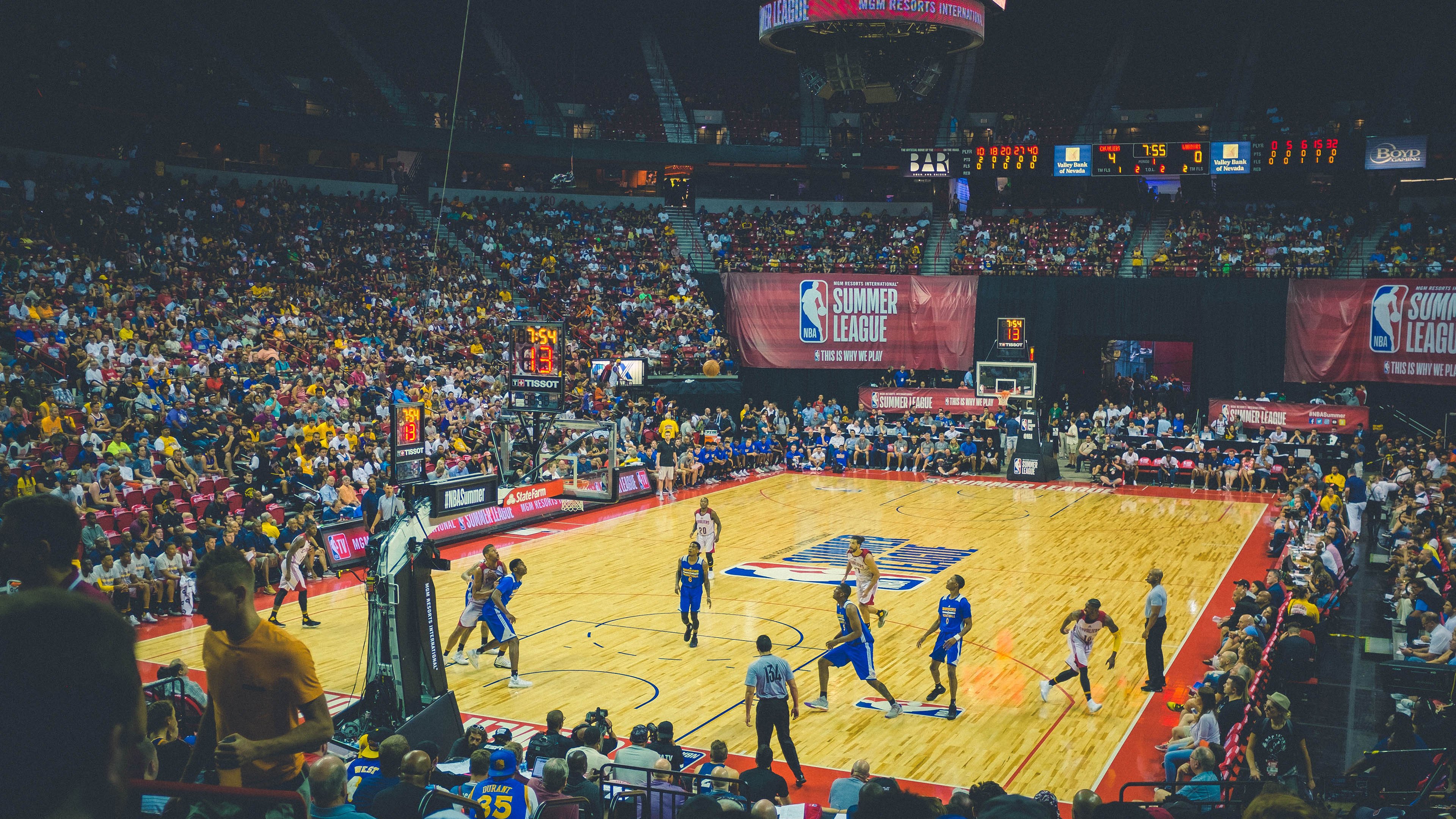 篮球运动员营养与体能恢复策略，篮球运动员的营养重点是